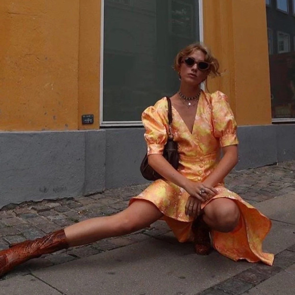 Revolve Song of Style Mariel Dress in Sunset Pink - Picture 2 of 7